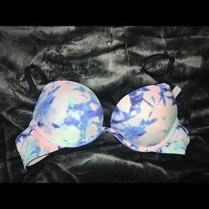 32a Victoria Secret Push-up Bra
